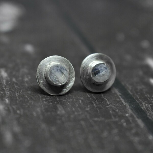 Ασημένια σκουλαρίκια κύκλοι με φεγγαρόπετρα - ασήμι 925, καρφωτά, μικρά, νυφικά, καρφάκι - 3