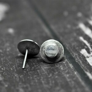 Ασημένια σκουλαρίκια κύκλοι με φεγγαρόπετρα - ασήμι 925, καρφωτά, μικρά, νυφικά, καρφάκι - 5