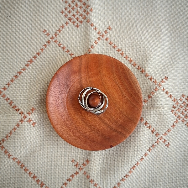 Ring Holder από ξύλο ευκαλύπτου - ξύλο, πιατάκια & δίσκοι - 3
