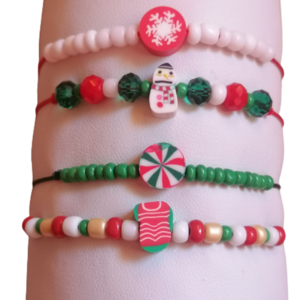 Χριστουγεννιάτικο παιδικό βραχιολι γούρι για το 2024 με κόκκινα, πράσινα κρυσταλλακια κ χιονάνθρωπο - πηλός, χάντρες, χριστουγεννιάτικα δώρα, βραχιόλι παιδικό, γούρια - 3