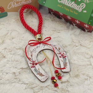 Χειροποίητο κρεμαστό ξύλινο ζωγραφισμένο πέταλο¨Καλή Χρονιά"με κρεμαστά κρυσταλλάκια - ξύλο, χριστουγεννιάτικα δώρα, γούρια - 2