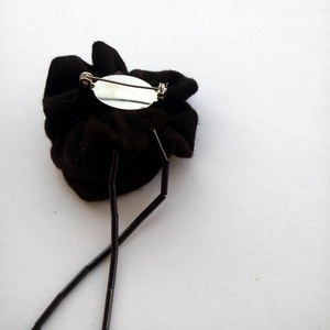 Υφασμάτινο μαύρο λουλούδι καρφίτσα με μαύρες χάντρες - ύφασμα, χάντρες - 3