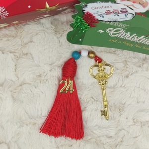 Επιτραπέζιο γούρι 2024 με χρυσό κλειδί κορώνα,χάντρες και κόκκινη φούντα - κλειδί, μέταλλο, χριστουγεννιάτικα δώρα, γούρια - 5