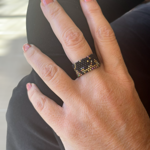 Δαχτυλίδι από γυάλινες χάντρες Miyuki Delica σε Μαύρο χρώμα-Αντίγραφο - γυαλί, χάντρες, βεράκια, σταθερά, φθηνά