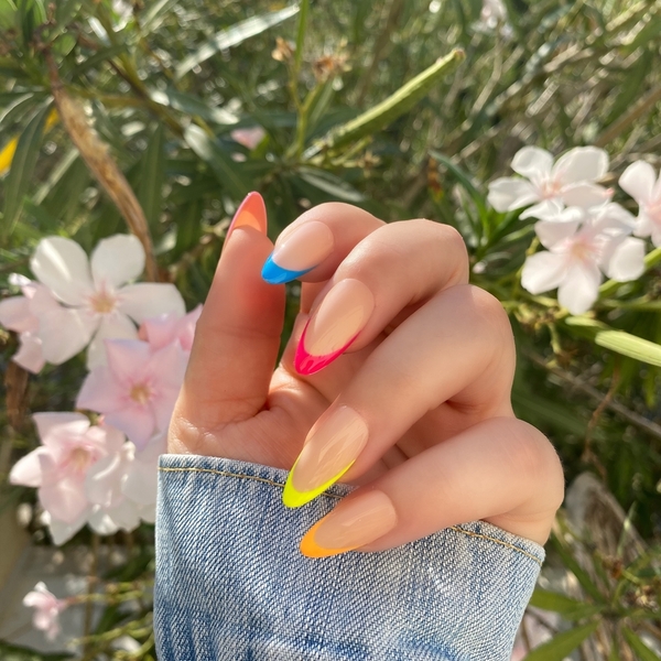 Press On Nails - Multicolor French - μακιγιάζ και νύχια - 2