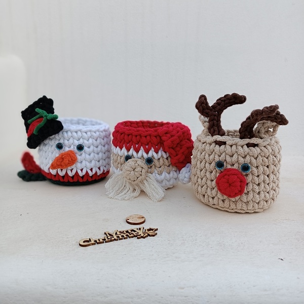Χριστουγεννιάτικο σετ 3 πλεκτά καλαθάκια χιονάνθρωπος, Άγιος Βασίλης, Ρούντολφ. Διάμετρος 12 εκ - νήμα, παππούς, γιαγιά, άγιος βασίλης, σετ δώρου - 2