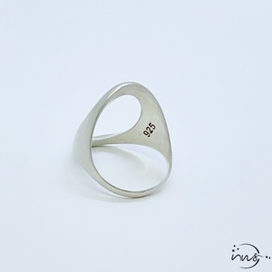 Δαχτυλίδι ασημένιο χειροποίητο με οβάλ κενό και ματ υφή. - ασήμι 925, γεωμετρικά σχέδια, minimal, σταθερά, μεγάλα - 5