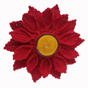 Χειροποίητο πλεκτό κόκκινο αλεξανδρινό λουλούδι κηροπήγιο, 100% βαμβακερό, κερί από γνήσιο μελισσοκέρι. - νήμα, κεριά & κηροπήγια - 2