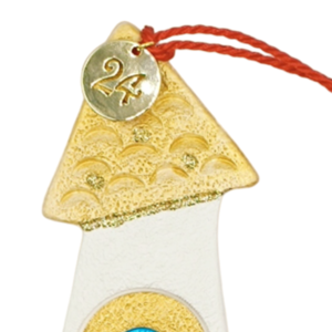 Γούρι 2024 - Κεραμικό επιτραπέζιο γούρι σπιτάκι με ματάκι (χρυσό με κόκκινη φούντα 12εκ.) - σπίτι, πηλός, μέταλλο, χριστουγεννιάτικα δώρα, γούρια - 2