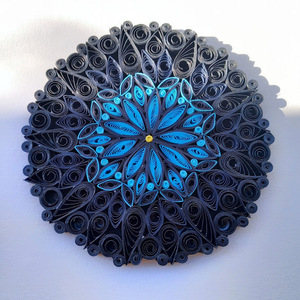 Μαντάλα (mandala) σε αποχρώσεις μπλε-μαύρο σε κορνίζα 27*27 cm. Φτιαγμένο με την τέχνη του quilling [χαρτοπλεκτική] - πίνακες & κάδρα, πίνακες ζωγραφικής, γενική διακόσμηση - 2