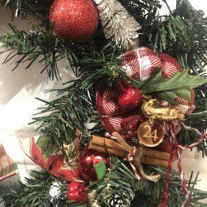 Χριστουγεννιάτικο στεφάνι με φωτάκια - ύφασμα, στεφάνια, διακοσμητικά, κουκουνάρι - 2