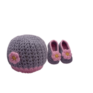 ΣΕΤ ΔΩΡΟΥ για νεογέννητο κορίτσι, 3 τμχ, σκουφάκι και παπούτσια αγκαλιάς μπαλαρίνες με λουλούδι, γκρι-ροζ - κορίτσι, λουλούδια, customized, 0-3 μηνών, προσωποποιημένα - 3