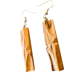 Ξυλόγλυπτα σκαλιστά ξύλινα σκουλαρίκια απο ξύλο καρυδιάς σχημα ακανόνιστο abstract minimal - ξύλο, boho, γάντζος