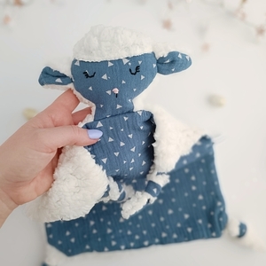 Νάνι μπλε προβατάκι - Πανάκι παρηγοριάς αρνάκι για νεογέννητο αγόρι - Κουβερτάκι αγκαλιάς 0,25*0,35εκ - αγόρι, δώρο πάσχα, δώρο γέννησης, 1-2 ετών - 4
