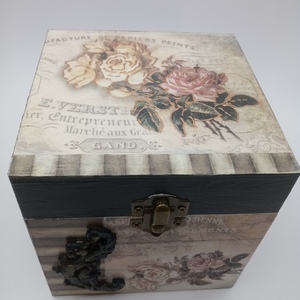 Τετράγωνο κουτί με λουλούδια - 2