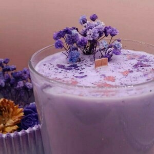 JEWELRY CANDLE - Χειροποίητο φυτικό κερί σόγιας με αποξηραμένα λουλούδια με κόσμημα έκπληξη - boho, αρωματικά κεριά, κερί σόγιας - 4