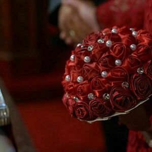 Red bouquet -Κόκκινη Ανθοδέσμη με υφασμάτινα λουλούδια 15cm - γάμος και βάπτιση - 2
