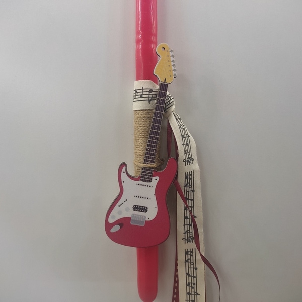 Λαμπάδα κόκκινη με ξύλινη ηλεκτρική κόκκινη κιθάρα 30εκ χ 7εκ με κορδέλα με νότες - αγόρι, λαμπάδες, για παιδιά