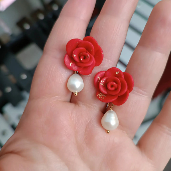 Τριαντάφυλλα με φυσικές πέρλες - μαργαριτάρι, πηλός, λουλούδι, ατσάλι, πέρλες - 2