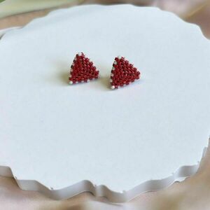 Miyuki Τριγωνικά Σκουλαρίκια - Red Love| The Gem Stories Jewelry-Αντίγραφο - επιχρυσωμένα, χάντρες, μικρά, ατσάλι