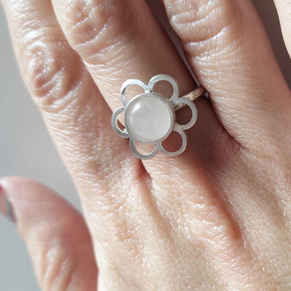 Δαχτυλίδι μαργαρίτα με ημιπολύτιμο λίθο. - ημιπολύτιμες πέτρες, ασήμι 925, λουλούδι, αυξομειούμενα - 3