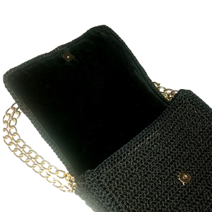 Μαύρη πλέκτη τσάντα με χρυσή αλυσίδα. -Διαστάσεις:23*25 εκ. - νήμα, ώμου, χειρός, πλεκτές τσάντες, βραδινές - 2