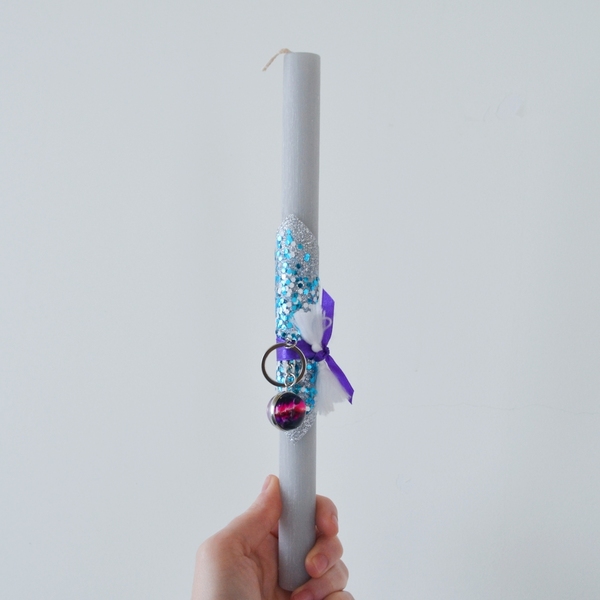 Λαμπάδα με γκρι στρογγυλό κερί ύψους 30 εκ., στολισμένη με μία γυάλινη σφαίρα σε μπρελόκ, όπου μέσα της απεικονίζεται το σύμπαν - λαμπάδες, για ενήλικες, για εφήβους, ανδρικά μπρελόκ - 2