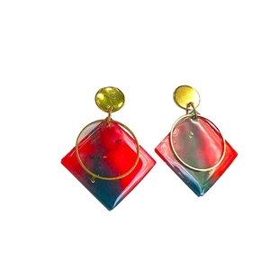 Ιριδίζον στρογγυλά σκουλαρίκια ρητίνης με δύο χρώματα κόκκινο&πράσινο. - γυαλί, επιχρυσωμένα, χαλκός, κύκλος, ατσάλι - 5