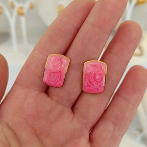 Ατσάλινα καρφωτά σκουλαρίκια με σμάλτο σε ροζ απόχρωση - επιχρυσωμένα, μικρά, ατσάλι, boho, φθηνά - 2
