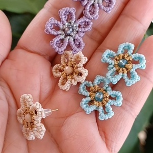 Μακραμέ σκουλαρίκια λουλούδια - νήμα, λουλούδι, μικρά, ατσάλι, πλεκτά - 2