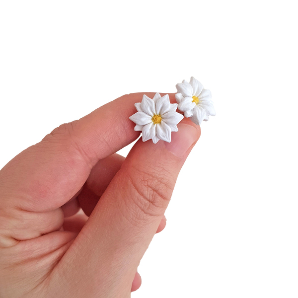 Σκουλαρίκια λευκές μαργαρίτες - πηλός, λουλούδι, μικρά, ατσάλι, boho - 2
