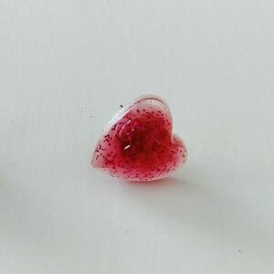 Σκουλαρίκια "Hearts" - κοκκινο, ρητίνη, ανοξείδωτο ατσάλι - μικρά, plexi glass, ατσάλι - 3
