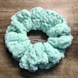 Handmade Knitted Scrunchie Pistachio. - μαλλί, λαστιχάκια μαλλιών - 2