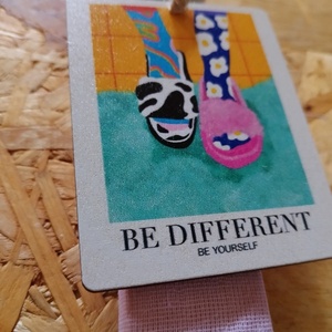 Λαμπάδα αρωματική ξυστή πλακέ 25cm "Be different" - λαμπάδες, για ενήλικες, για εφήβους - 4