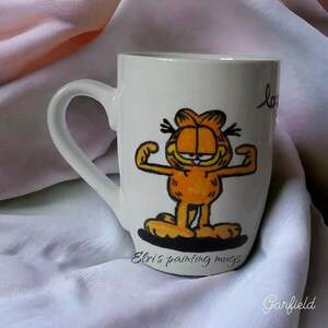 Κούπα πορσελάνης λευκή με χειροποίητο σχέδιο "Garfield" ζωγραφισμένο με πινέλο - ζωγραφισμένα στο χέρι, χειροποίητα, πορσελάνη, κούπες & φλυτζάνια, πρακτικό δωρο - 2