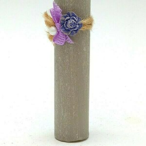 Αρωματική λαμπάδα γκρι με μωβ λουλουδάκι 18x5x5 - κορίτσι, λουλούδια, λαμπάδες, για ενήλικες, για εφήβους - 2