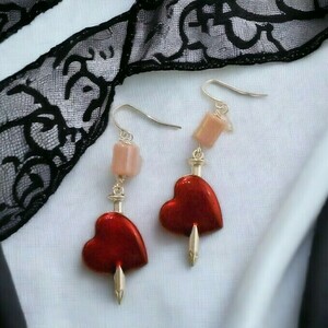 Σκουλαρίκια κόκκινη καρδια Red Heart Sword earrings - γυαλί, σμάλτος, χάντρες, κρεμαστά, γάντζος - 2