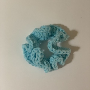 Summer scrunchie crochet baby blue - νήμα, λαστιχάκια μαλλιών, μεγάλα scrunchies - 5