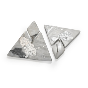 Tri-Silver | Σκουλαρίκια Κρεμαστά Τρίγωνα Φύλλα Silver (3 εκ) - πηλός, ατσάλι, μεγάλα, καρφάκι - 3