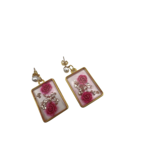 Σκουλαρικι σε σχημα ορθογωνιο ρητινης με γεμισμα ροζ τριανταφυλλα και ημιπολυτιμες πετρες, 2cm, με κουμπωμα λευκη περλα - ημιπολύτιμες πέτρες, γυαλί, επιχρυσωμένα, ρητίνη, λουλούδι - 2