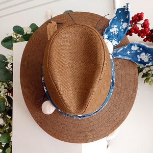1. Ψάθινο καπέλο με βαμβακερή κορδέλα και φυσικά κοχύλια. - ψάθινα - 2
